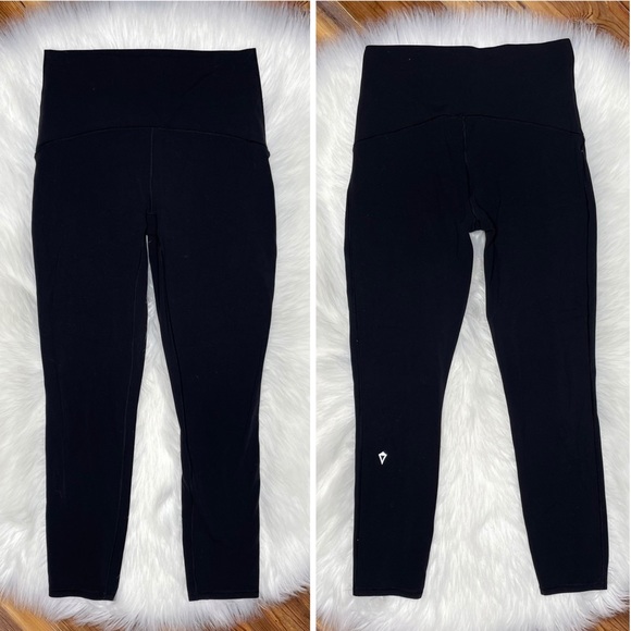 Ivivva By Lululemon Girls Hi-Waisted Cropped Legging Black Sz 14 Lulu Align Feel - Picture 1 of 4